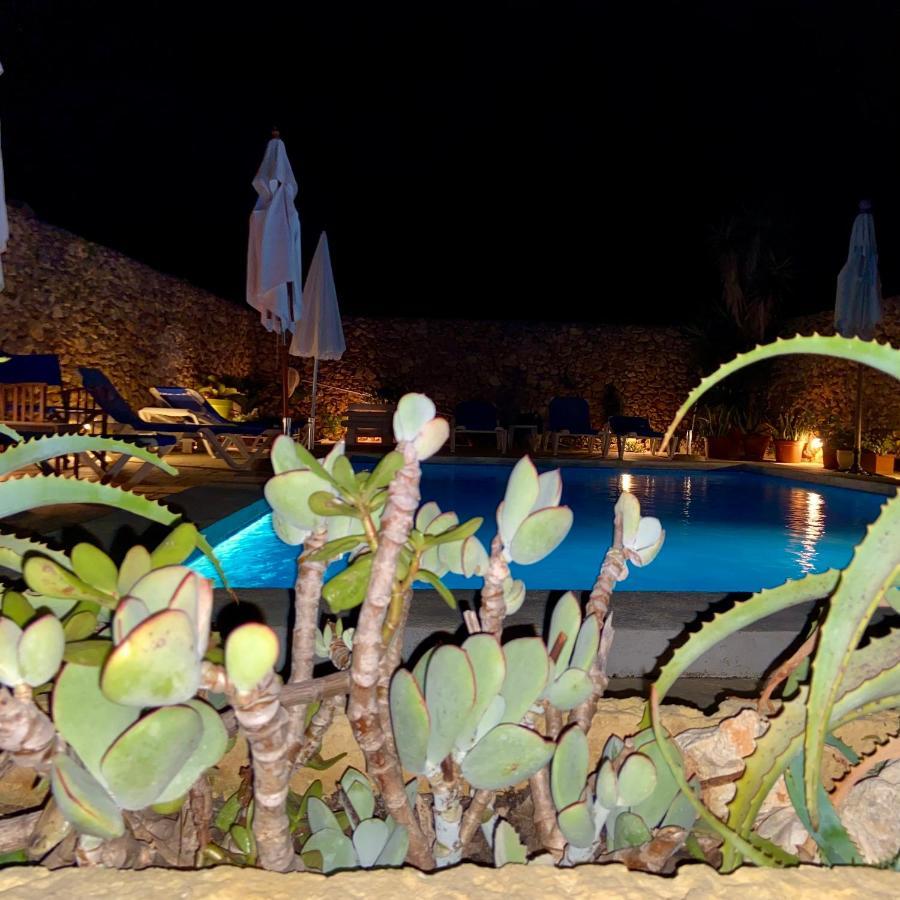 Botanica B&B Xagħra Екстериор снимка