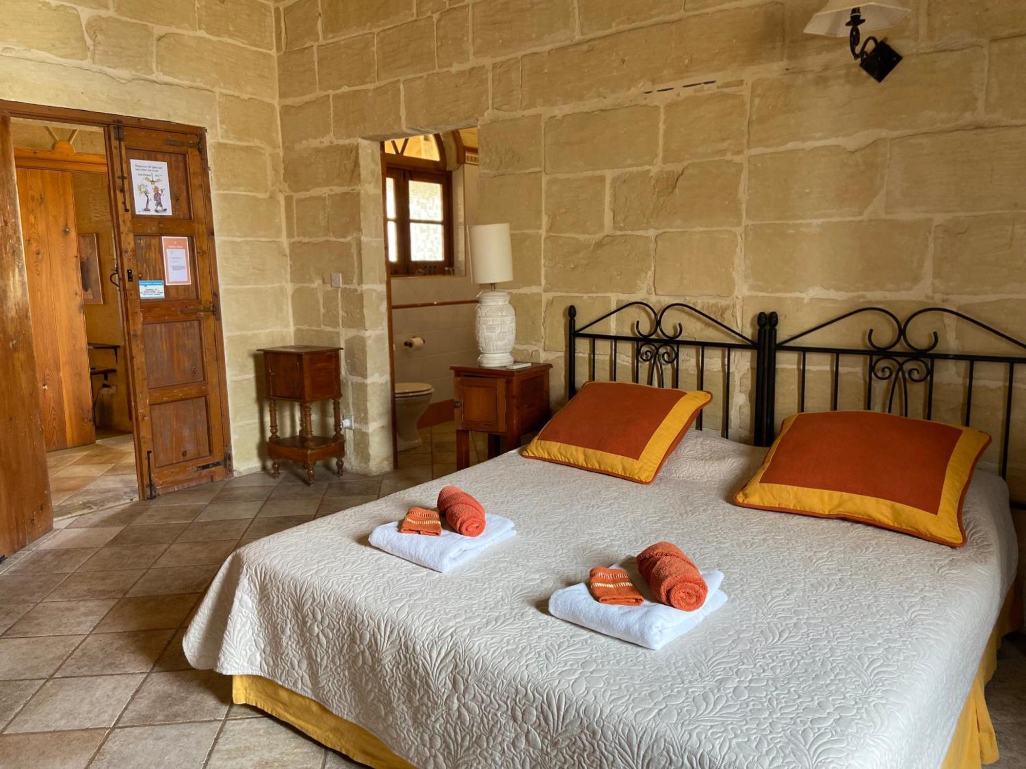 Botanica B&B Xagħra Екстериор снимка